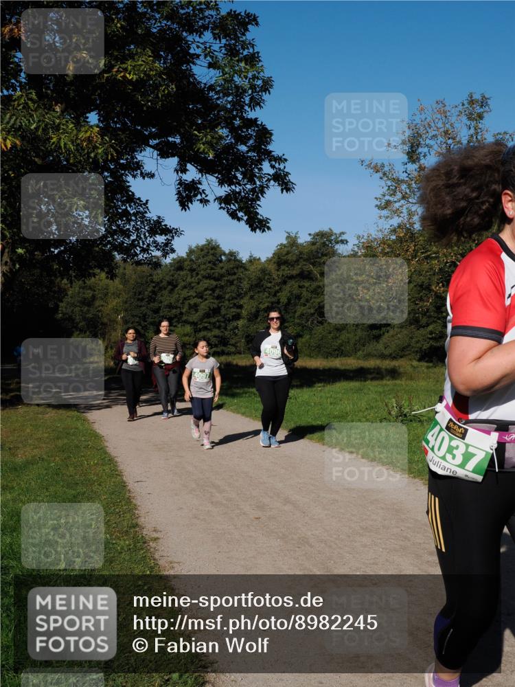 28.09.2025 - 33. Volkslauf durch das schöne Alstertal Fabian Wolf http://msf.ph/oto/8982245 28.09.2025 10:42:55 Laufen 4097, 4096, 4037 meine-sportfotos.de
