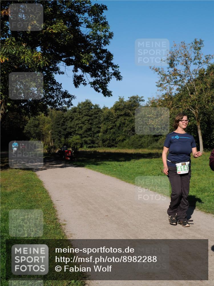 28.09.2025 - 33. Volkslauf durch das schöne Alstertal Fabian Wolf http://msf.ph/oto/8982288 28.09.2025 10:43:02 Laufen 4145 meine-sportfotos.de