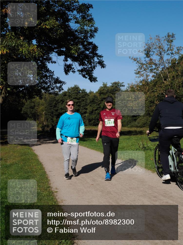 28.09.2025 - 33. Volkslauf durch das schöne Alstertal Fabian Wolf http://msf.ph/oto/8982300 28.09.2025 10:43:20 Laufen 4143, 4172 meine-sportfotos.de