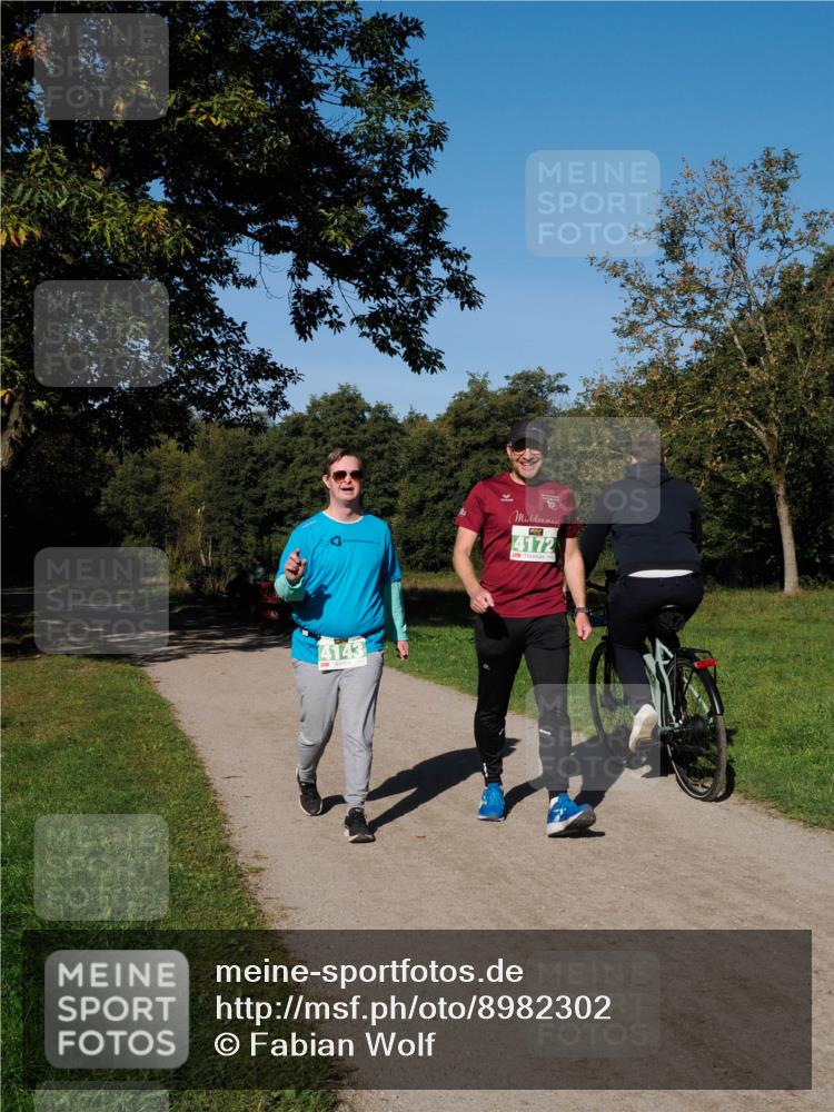 28.09.2025 - 33. Volkslauf durch das schöne Alstertal Fabian Wolf http://msf.ph/oto/8982302 28.09.2025 10:43:21 Laufen 4143, 4172 meine-sportfotos.de