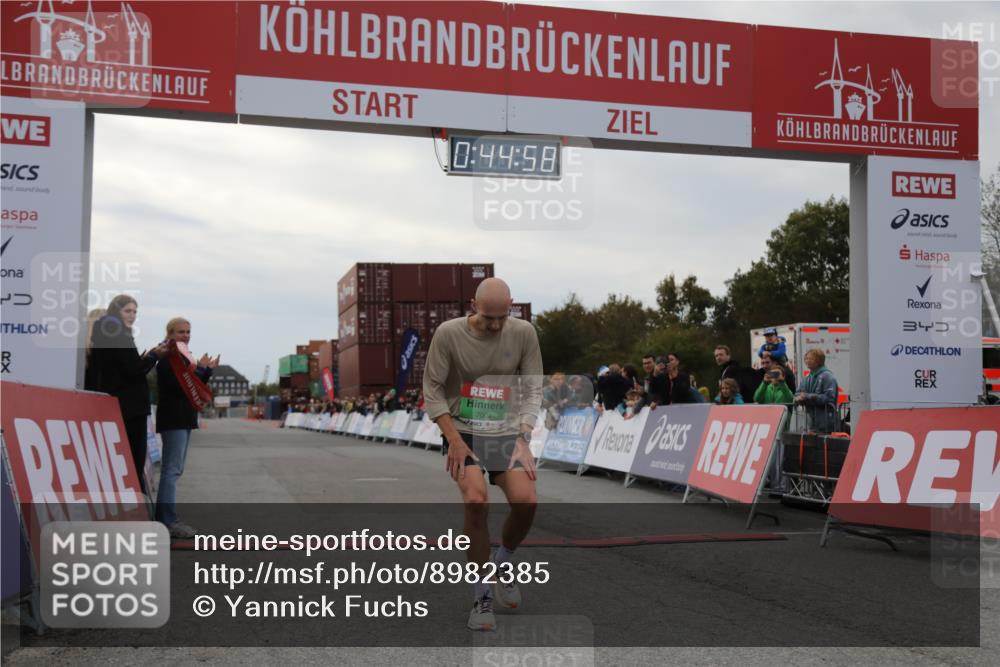 03.10.2025 - Köhlbrandbrückenlauf Yannick Fuchs http://msf.ph/oto/8982385 03.10.2025 15:44:56 Ziel 7004 meine-sportfotos.de
