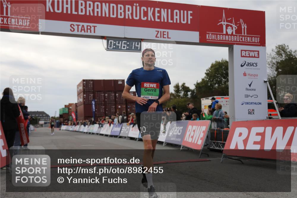 03.10.2025 - Köhlbrandbrückenlauf Yannick Fuchs http://msf.ph/oto/8982455 03.10.2025 15:46:12 Ziel 7003, 9130, 9720 meine-sportfotos.de