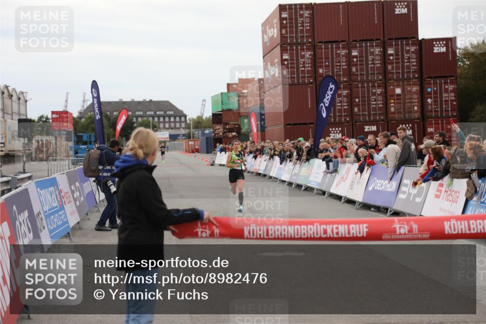 03.10.2025 - Köhlbrandbrückenlauf Yannick Fuchs http://msf.ph/oto/8982476 03.10.2025 15:46:54 Ziel 7034 meine-sportfotos.de