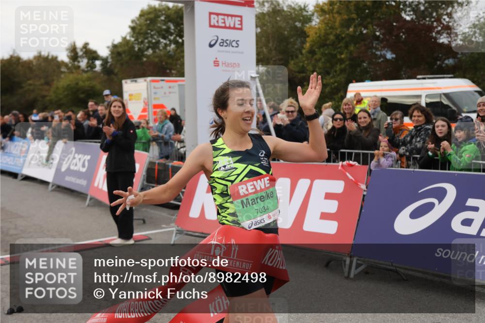 03.10.2025 - Köhlbrandbrückenlauf Yannick Fuchs http://msf.ph/oto/8982498 03.10.2025 15:46:58 Ziel 7034 meine-sportfotos.de