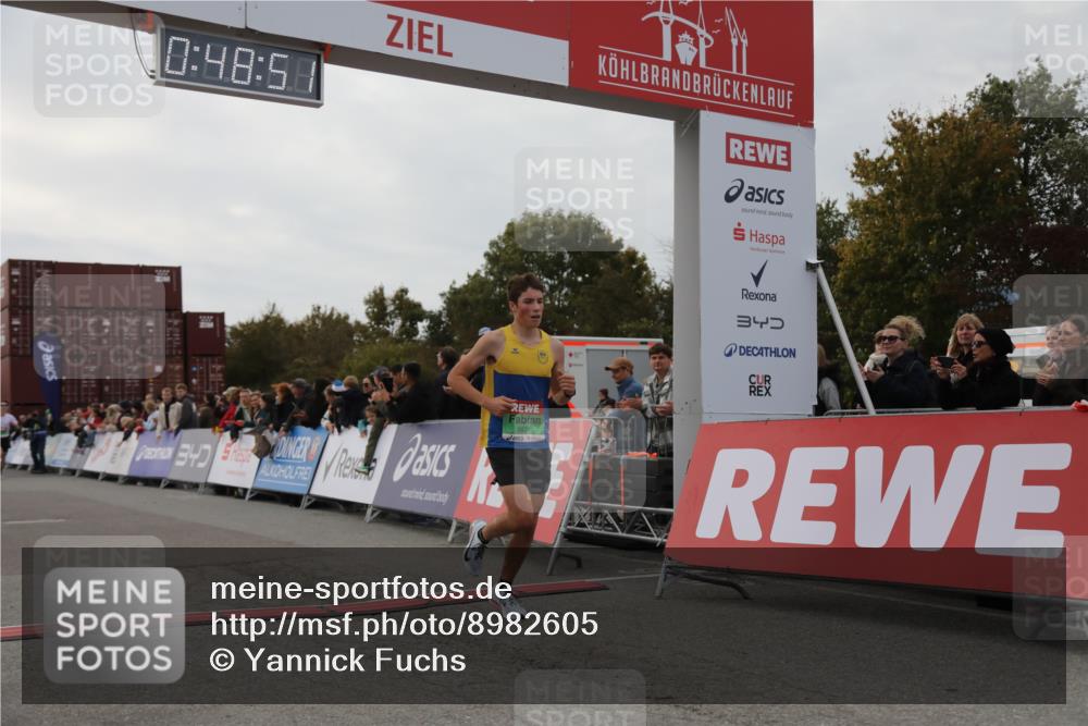 03.10.2025 - Köhlbrandbrückenlauf Yannick Fuchs http://msf.ph/oto/8982605 03.10.2025 15:48:49 Ziel 7009, 8871 meine-sportfotos.de