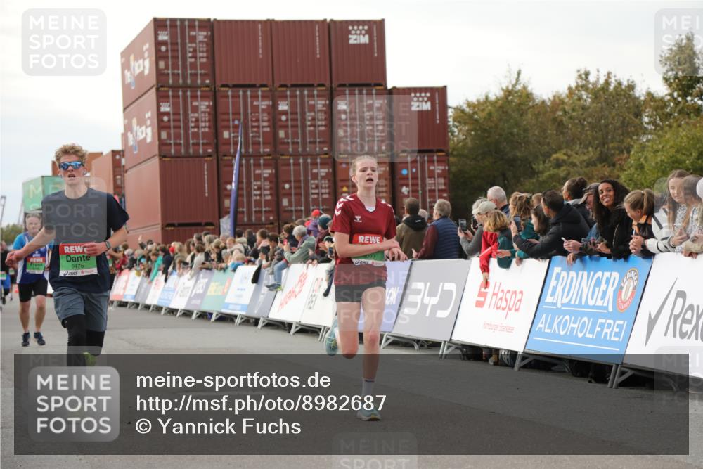 03.10.2025 - Köhlbrandbrückenlauf Yannick Fuchs http://msf.ph/oto/8982687 03.10.2025 16:05:24 Ziel 7241, 7473, 7643, 8099, 8199, 9127, 9475, 9499, 9627, 9669 meine-sportfotos.de