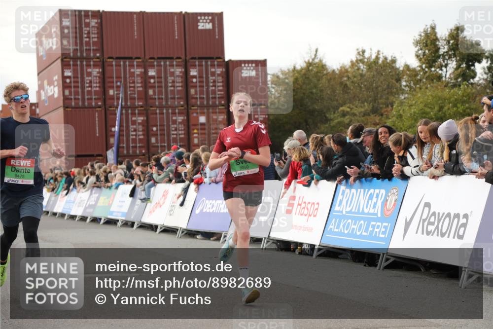 03.10.2025 - Köhlbrandbrückenlauf Yannick Fuchs http://msf.ph/oto/8982689 03.10.2025 16:05:25 Ziel 7241, 7473, 7643, 8099, 8199, 9127, 9475, 9499, 9627, 9669 meine-sportfotos.de