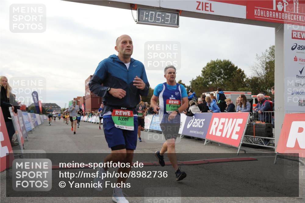 03.10.2025 - Köhlbrandbrückenlauf Yannick Fuchs http://msf.ph/oto/8982736 03.10.2025 16:05:30 Ziel 7241, 7394, 7546, 8199, 9127, 9299, 9317, 9499, 9669 meine-sportfotos.de