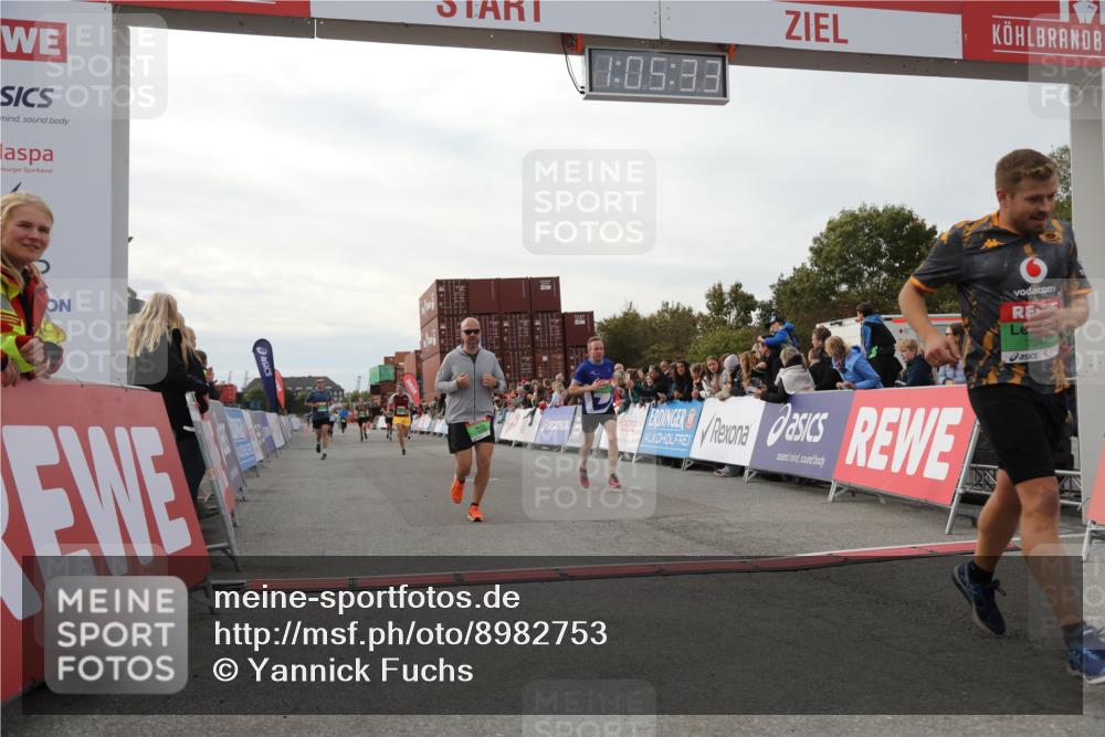 03.10.2025 - Köhlbrandbrückenlauf Yannick Fuchs http://msf.ph/oto/8982753 03.10.2025 16:05:32 Ziel 7031, 7151, 7213, 7241, 7394, 7546, 8199, 9127, 9299, 9317, 9499, 9669 meine-sportfotos.de