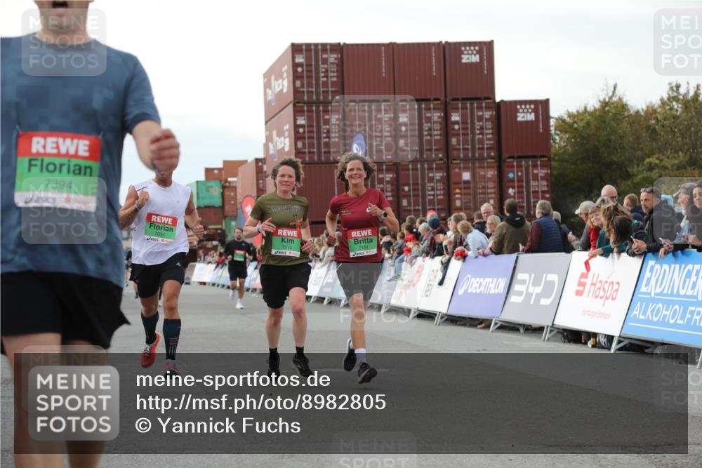 03.10.2025 - Köhlbrandbrückenlauf Yannick Fuchs http://msf.ph/oto/8982805 03.10.2025 16:05:38 Ziel 7031, 7151, 7213, 7394, 7546, 7547, 8966, 9299, 9317 meine-sportfotos.de