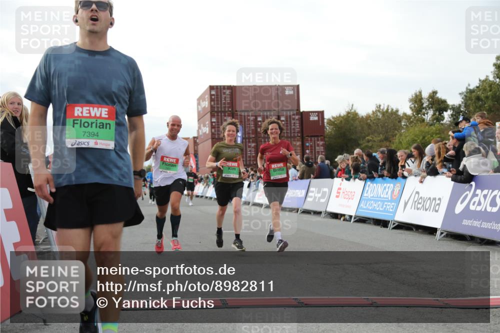 03.10.2025 - Köhlbrandbrückenlauf Yannick Fuchs http://msf.ph/oto/8982811 03.10.2025 16:05:39 Ziel 7031, 7151, 7213, 7394, 7546, 7547, 8966, 9317, 9566 meine-sportfotos.de