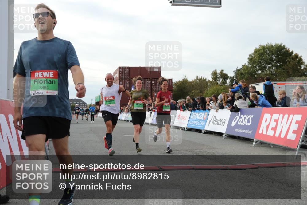 03.10.2025 - Köhlbrandbrückenlauf Yannick Fuchs http://msf.ph/oto/8982815 03.10.2025 16:05:40 Ziel 7031, 7151, 7213, 7394, 7546, 7547, 8966, 9317, 9489, 9566 meine-sportfotos.de