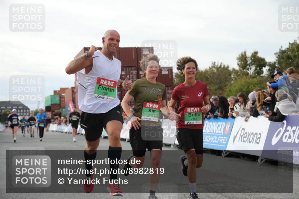 03.10.2025 - Köhlbrandbrückenlauf Yannick Fuchs http://msf.ph/oto/8982819 03.10.2025 16:05:40 Ziel 7031, 7151, 7213, 7394, 7546, 7547, 8966, 9317, 9489, 9566 meine-sportfotos.de