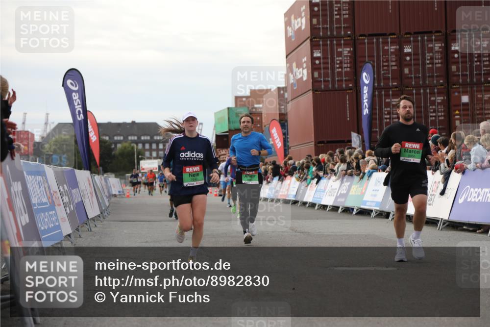 03.10.2025 - Köhlbrandbrückenlauf Yannick Fuchs http://msf.ph/oto/8982830 03.10.2025 16:05:44 Ziel 7151, 7213, 7547, 7646, 8924, 8966, 9489, 9566 meine-sportfotos.de