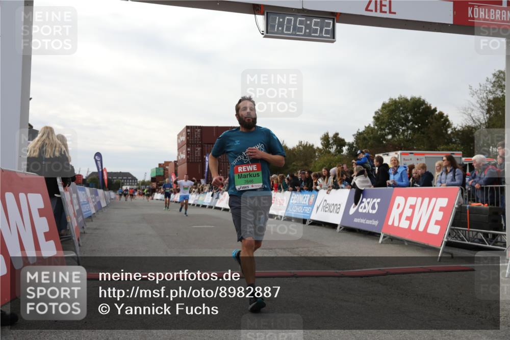 03.10.2025 - Köhlbrandbrückenlauf Yannick Fuchs http://msf.ph/oto/8982887 03.10.2025 16:05:50 Ziel 7646, 8616, 8924, 8966, 9102, 9489, 9566 meine-sportfotos.de