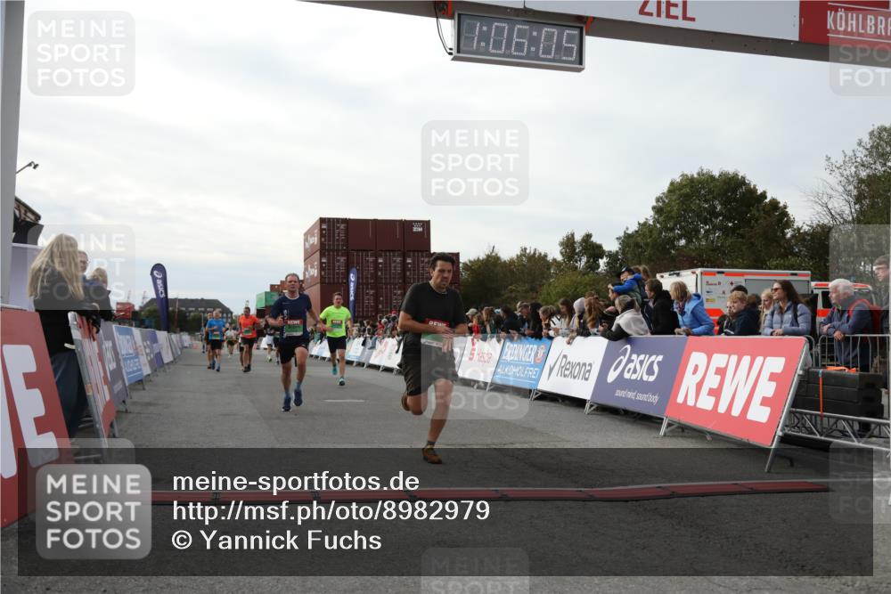 03.10.2025 - Köhlbrandbrückenlauf Yannick Fuchs http://msf.ph/oto/8982979 03.10.2025 16:06:03 Ziel 7296, 7610, 8539, 8813, 8886, 9100, 9378, 9468, 9596, 9626 meine-sportfotos.de