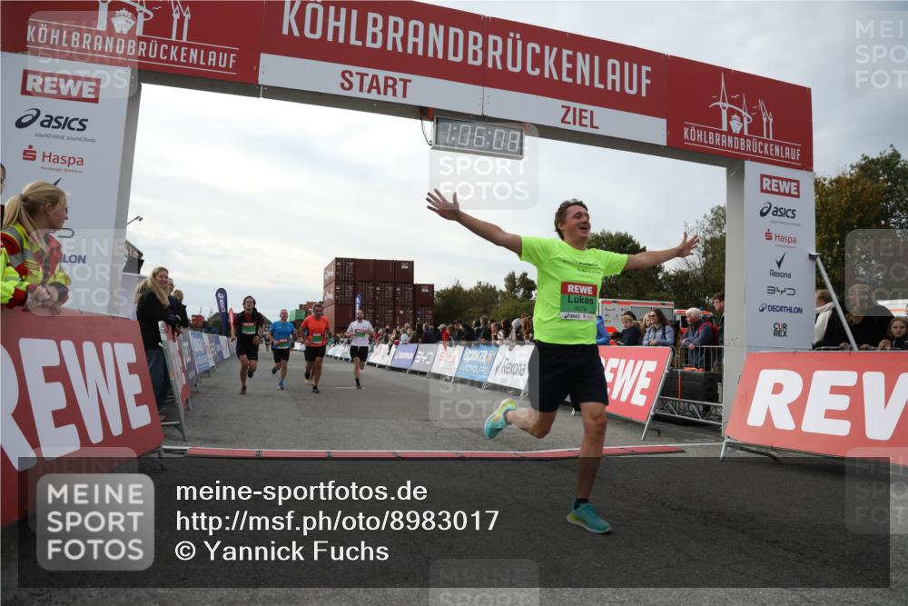 03.10.2025 - Köhlbrandbrückenlauf Yannick Fuchs http://msf.ph/oto/8983017 03.10.2025 16:06:06 Ziel 7296, 7343, 7610, 8539, 8813, 8886, 9100, 9378, 9451, 9468, 9596, 9626, 9633 meine-sportfotos.de