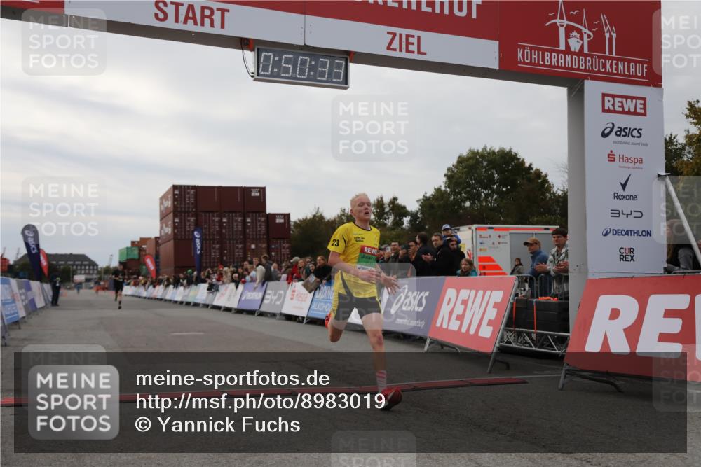 03.10.2025 - Köhlbrandbrückenlauf Yannick Fuchs http://msf.ph/oto/8983019 03.10.2025 15:50:31 Ziel 7036, 7140 meine-sportfotos.de