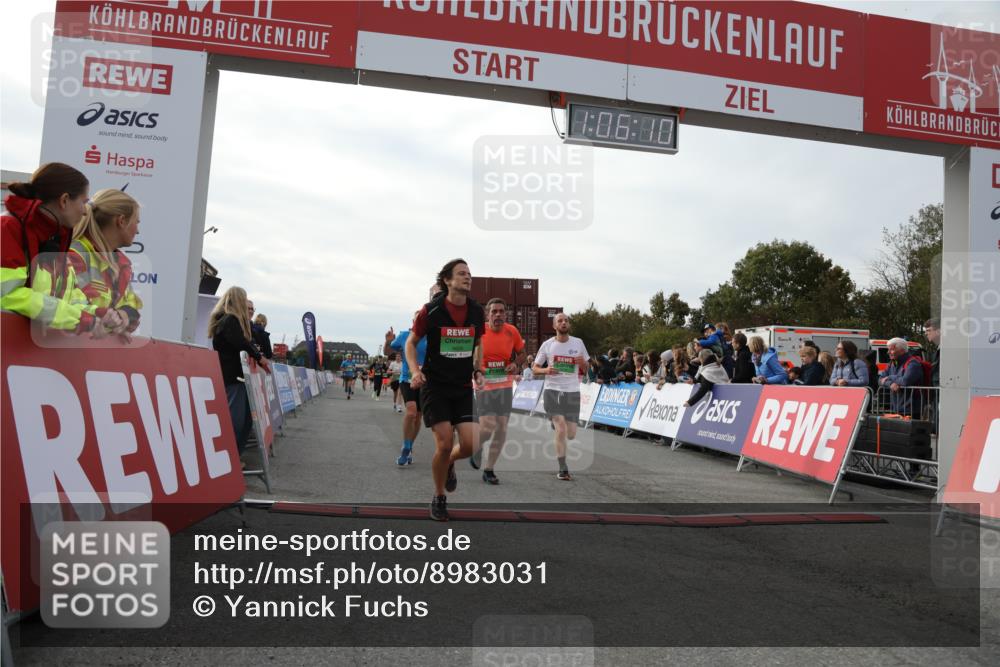 03.10.2025 - Köhlbrandbrückenlauf Yannick Fuchs http://msf.ph/oto/8983031 03.10.2025 16:06:08 Ziel 7296, 7343, 7610, 8064, 8539, 8813, 8886, 9100, 9378, 9451, 9596, 9626, 9633 meine-sportfotos.de