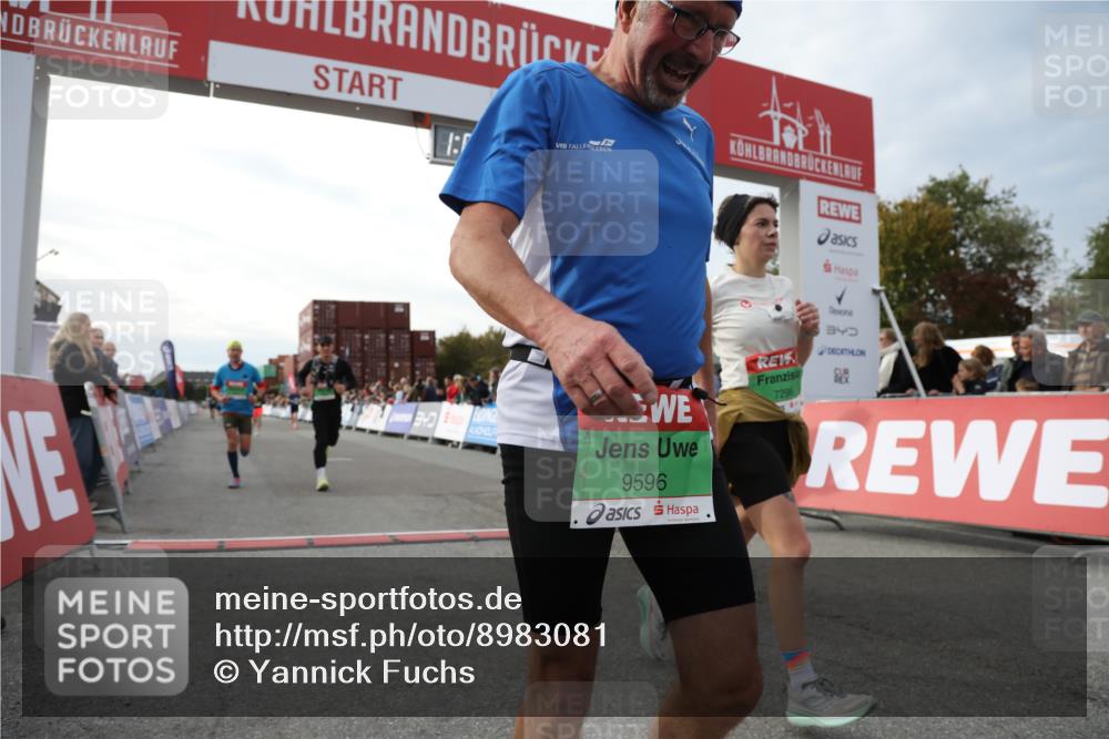 03.10.2025 - Köhlbrandbrückenlauf Yannick Fuchs http://msf.ph/oto/8983081 03.10.2025 16:06:12 Ziel 7296, 7343, 7601, 8064, 8539, 8813, 8886, 9100, 9451, 9483, 9596, 9633 meine-sportfotos.de