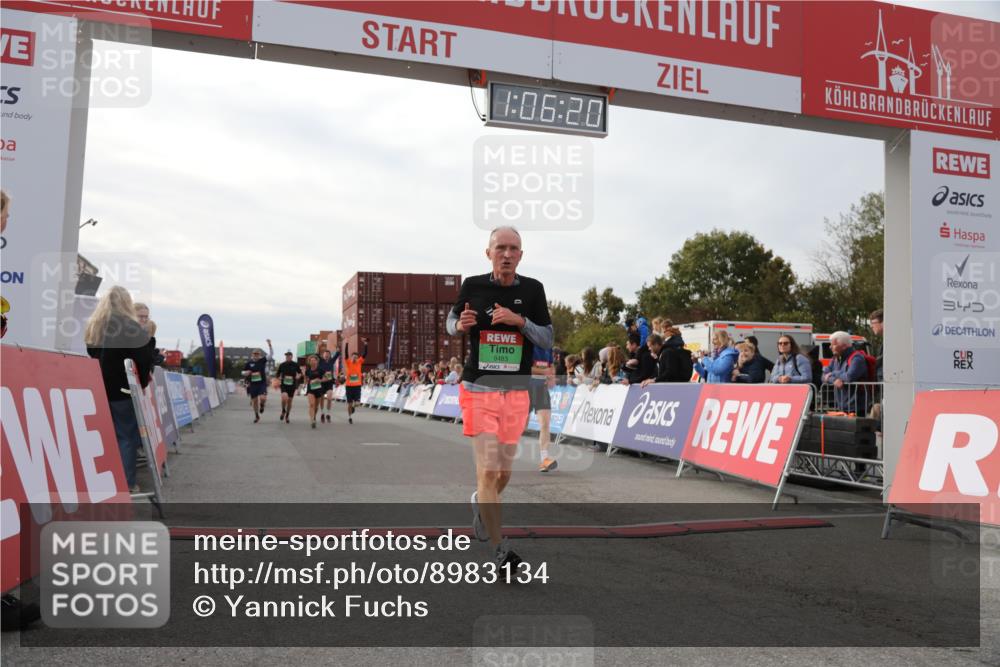 03.10.2025 - Köhlbrandbrückenlauf Yannick Fuchs http://msf.ph/oto/8983134 03.10.2025 16:06:18 Ziel 7576, 7601, 8064, 8802, 8803, 8804, 8805, 8991, 9483, 9572 meine-sportfotos.de
