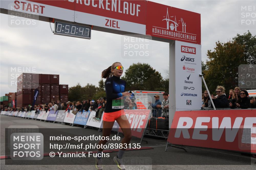 03.10.2025 - Köhlbrandbrückenlauf Yannick Fuchs http://msf.ph/oto/8983135 03.10.2025 15:50:45 Ziel 7020, 7065 meine-sportfotos.de