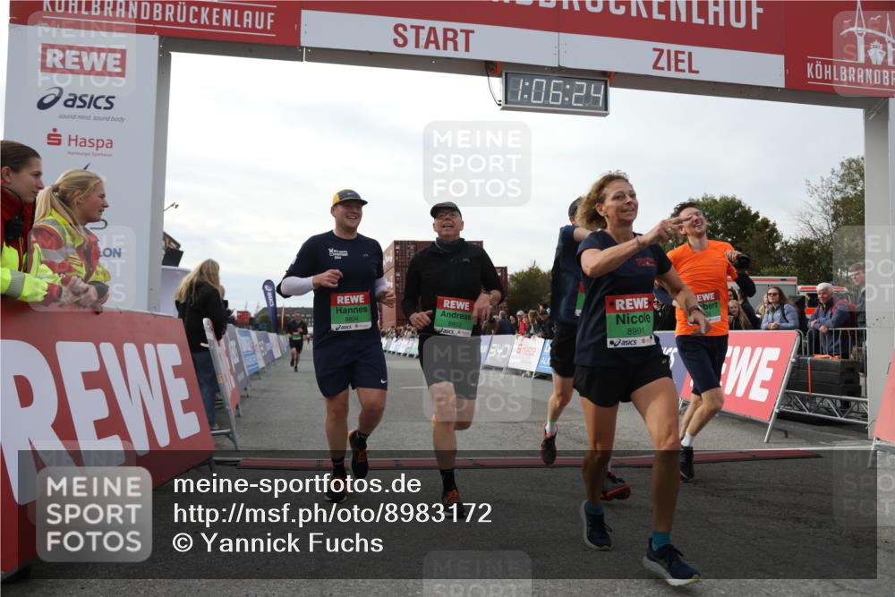 03.10.2025 - Köhlbrandbrückenlauf Yannick Fuchs http://msf.ph/oto/8983172 03.10.2025 16:06:22 Ziel 7576, 7601, 8802, 8803, 8804, 8805, 8991, 9572 meine-sportfotos.de