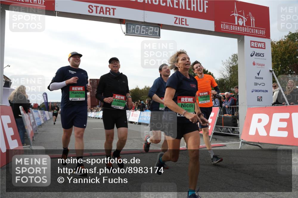 03.10.2025 - Köhlbrandbrückenlauf Yannick Fuchs http://msf.ph/oto/8983174 03.10.2025 16:06:23 Ziel 7576, 7601, 8802, 8803, 8804, 8805, 8991, 9572 meine-sportfotos.de