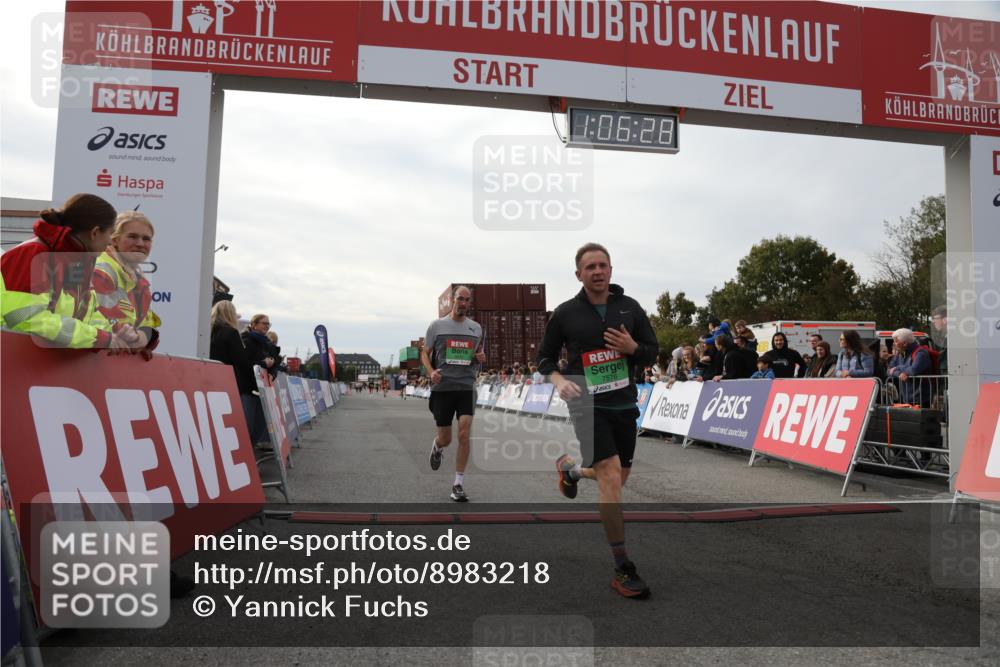 03.10.2025 - Köhlbrandbrückenlauf Yannick Fuchs http://msf.ph/oto/8983218 03.10.2025 16:06:26 Ziel 7576, 8803, 8804, 8805, 9572 meine-sportfotos.de