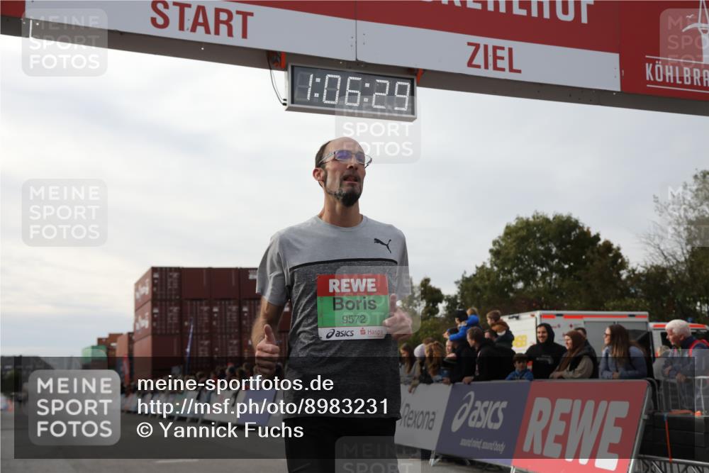 03.10.2025 - Köhlbrandbrückenlauf Yannick Fuchs http://msf.ph/oto/8983231 03.10.2025 16:06:27 Ziel 7576, 9572 meine-sportfotos.de