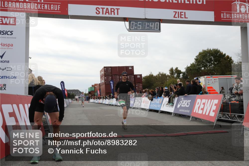 03.10.2025 - Köhlbrandbrückenlauf Yannick Fuchs http://msf.ph/oto/8983282 03.10.2025 15:51:38 Ziel 7118, 7210, 9663 meine-sportfotos.de
