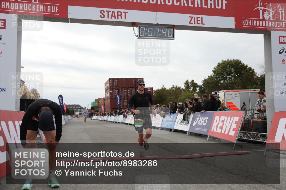 03.10.2025 - Köhlbrandbrückenlauf Yannick Fuchs http://msf.ph/oto/8983286 03.10.2025 15:51:39 Ziel 7118, 7210, 9663 meine-sportfotos.de