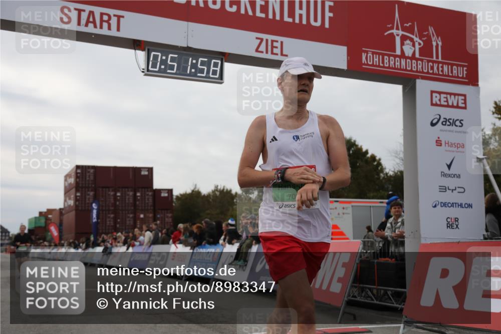 03.10.2025 - Köhlbrandbrückenlauf Yannick Fuchs http://msf.ph/oto/8983347 03.10.2025 15:51:56 Ziel 7054, 7520 meine-sportfotos.de