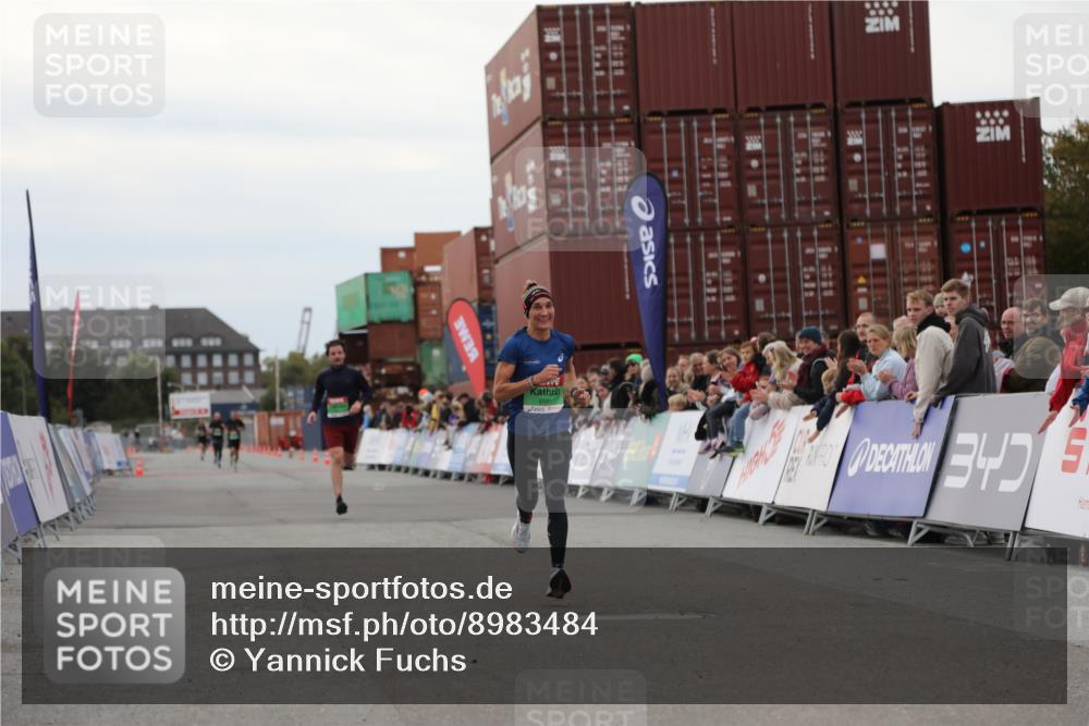 03.10.2025 - Köhlbrandbrückenlauf Yannick Fuchs http://msf.ph/oto/8983484 03.10.2025 15:53:02 Ziel 9461, 9591 meine-sportfotos.de