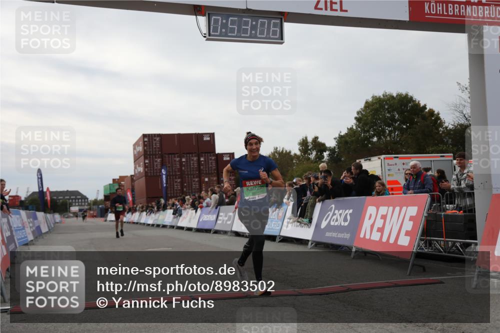 03.10.2025 - Köhlbrandbrückenlauf Yannick Fuchs http://msf.ph/oto/8983502 03.10.2025 15:53:04 Ziel 9461, 9591 meine-sportfotos.de