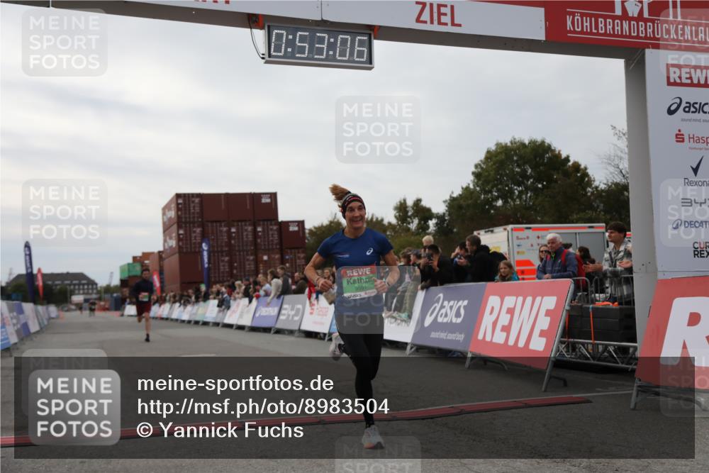 03.10.2025 - Köhlbrandbrückenlauf Yannick Fuchs http://msf.ph/oto/8983504 03.10.2025 15:53:05 Ziel 9461, 9591 meine-sportfotos.de