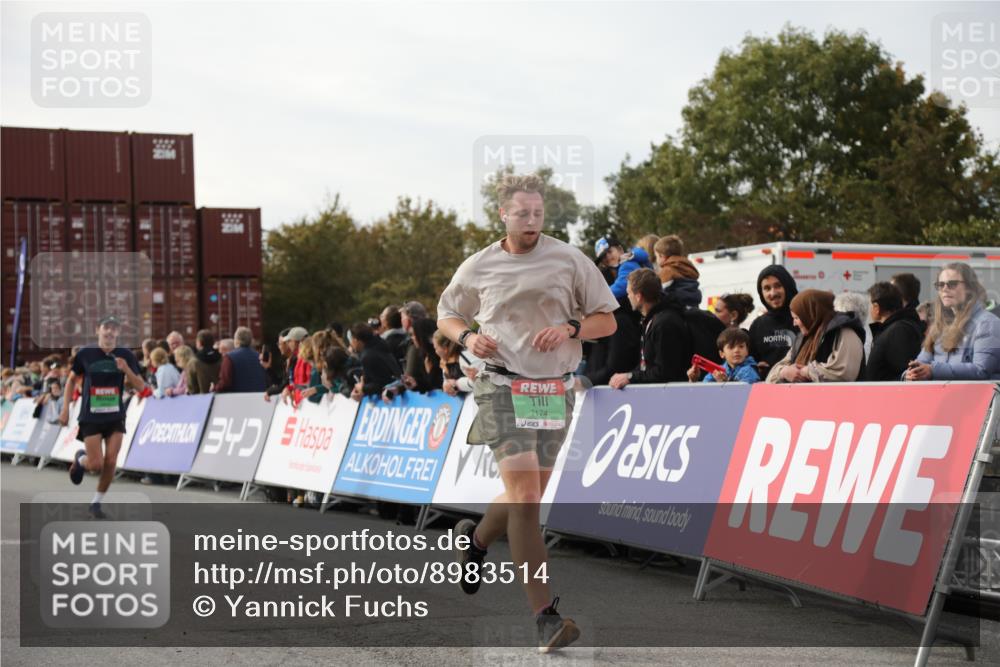 03.10.2025 - Köhlbrandbrückenlauf Yannick Fuchs http://msf.ph/oto/8983514 03.10.2025 16:07:06 Ziel 7174, 7228, 7322, 7560, 7995, 8026, 8847, 8925 meine-sportfotos.de