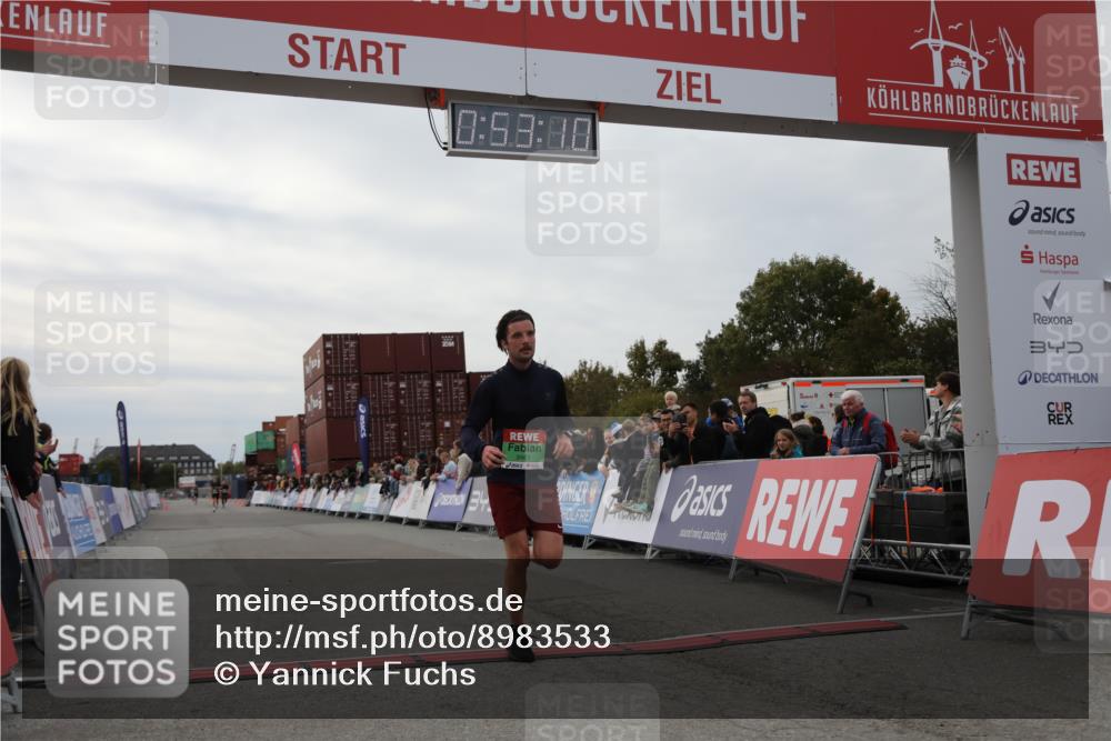 03.10.2025 - Köhlbrandbrückenlauf Yannick Fuchs http://msf.ph/oto/8983533 03.10.2025 15:53:08 Ziel 9461, 9591 meine-sportfotos.de