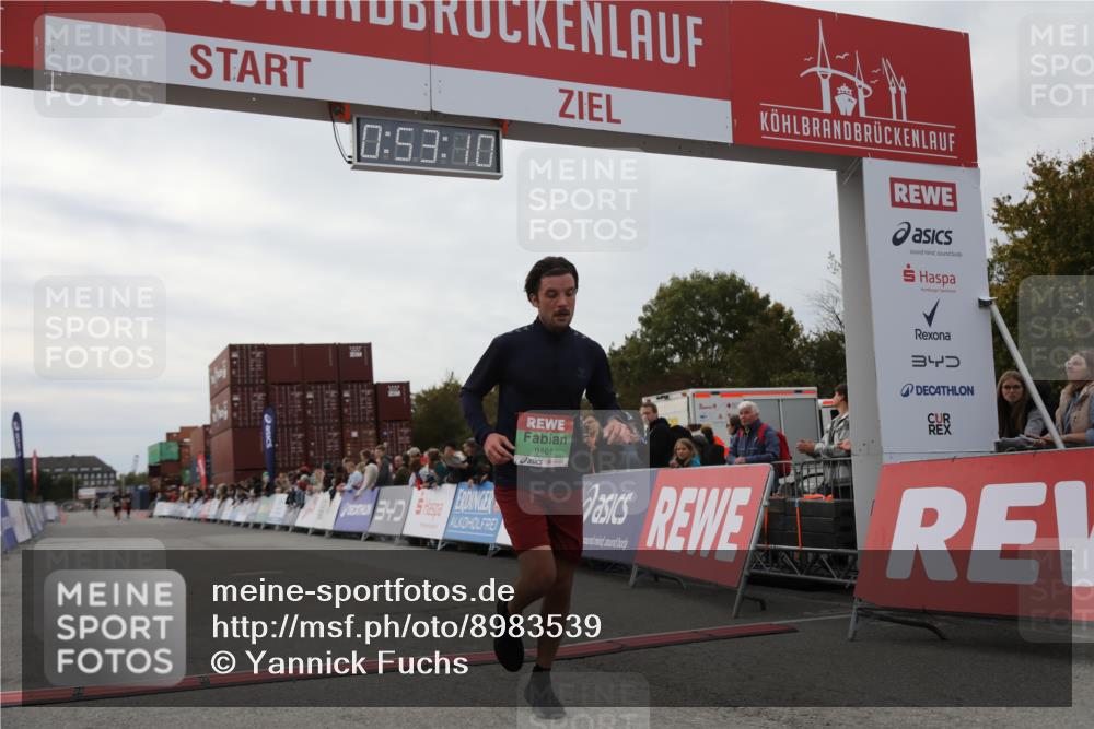 03.10.2025 - Köhlbrandbrückenlauf Yannick Fuchs http://msf.ph/oto/8983539 03.10.2025 15:53:08 Ziel 9461, 9591 meine-sportfotos.de