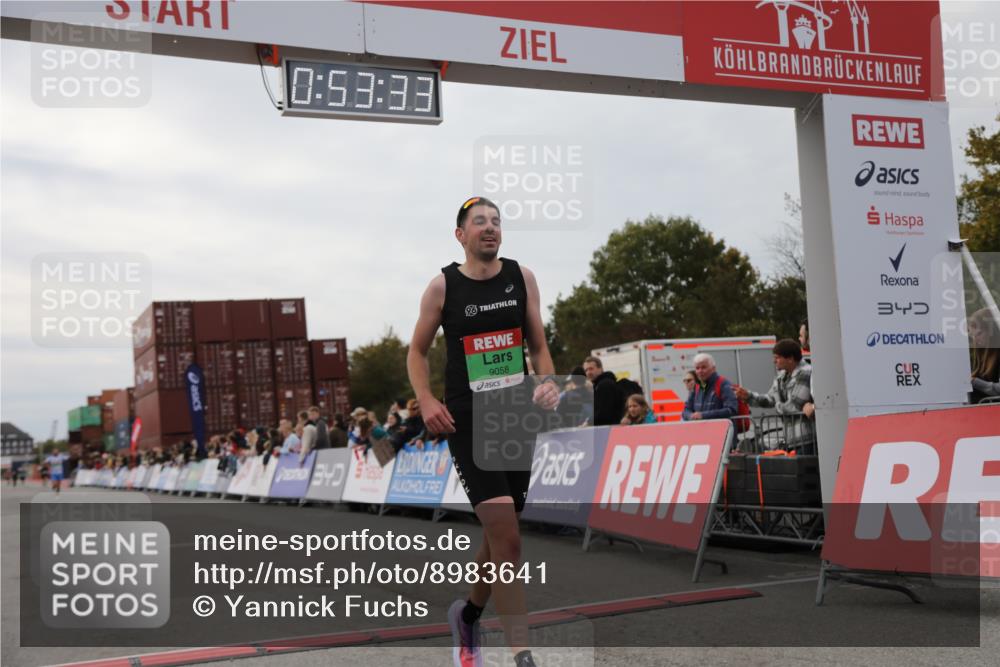 03.10.2025 - Köhlbrandbrückenlauf Yannick Fuchs http://msf.ph/oto/8983641 03.10.2025 15:53:31 Ziel 9058 meine-sportfotos.de