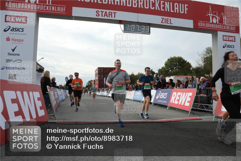 03.10.2025 - Köhlbrandbrückenlauf Yannick Fuchs http://msf.ph/oto/8983718 03.10.2025 16:07:31 Ziel 7056, 7071, 7172, 7179, 7365, 7499, 8745, 8862, 8919 meine-sportfotos.de