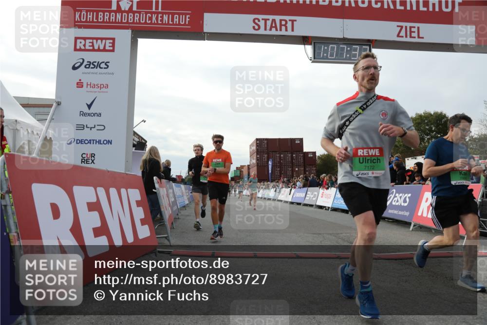 03.10.2025 - Köhlbrandbrückenlauf Yannick Fuchs http://msf.ph/oto/8983727 03.10.2025 16:07:31 Ziel 7056, 7071, 7172, 7179, 7365, 7499, 8745, 8862, 8919 meine-sportfotos.de
