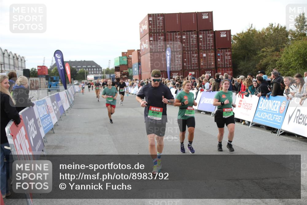 03.10.2025 - Köhlbrandbrückenlauf Yannick Fuchs http://msf.ph/oto/8983792 03.10.2025 16:07:40 Ziel 7179, 7588, 7674, 7780, 8035, 8862, 9020, 9099, 9456, 9457 meine-sportfotos.de