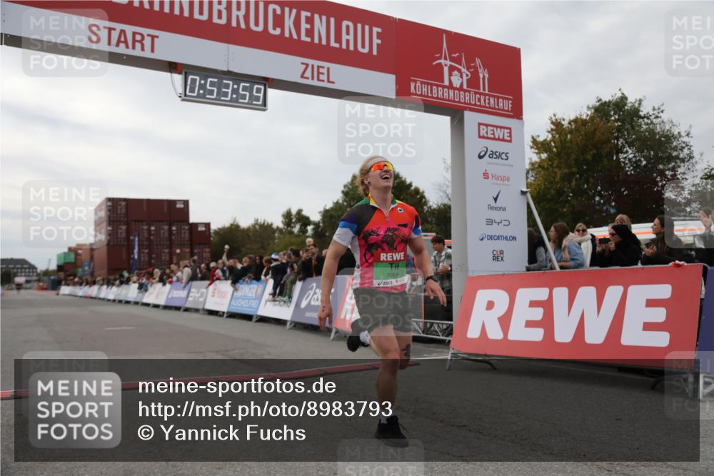 03.10.2025 - Köhlbrandbrückenlauf Yannick Fuchs http://msf.ph/oto/8983793 03.10.2025 15:53:58 Ziel 7074, 9268 meine-sportfotos.de