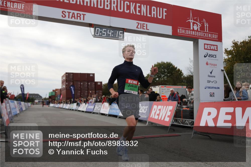 03.10.2025 - Köhlbrandbrückenlauf Yannick Fuchs http://msf.ph/oto/8983832 03.10.2025 15:54:14 Ziel 7123, 8920 meine-sportfotos.de