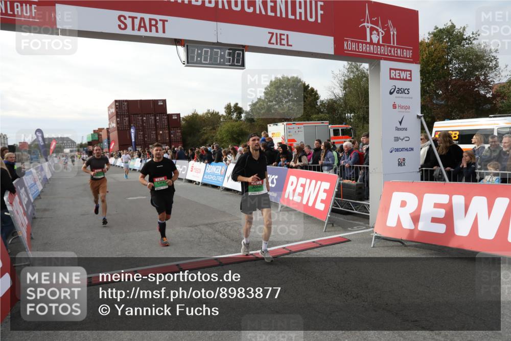 03.10.2025 - Köhlbrandbrückenlauf Yannick Fuchs http://msf.ph/oto/8983877 03.10.2025 16:07:48 Ziel 7588, 7674, 7713, 7763, 7780, 8035, 9096, 9099 meine-sportfotos.de
