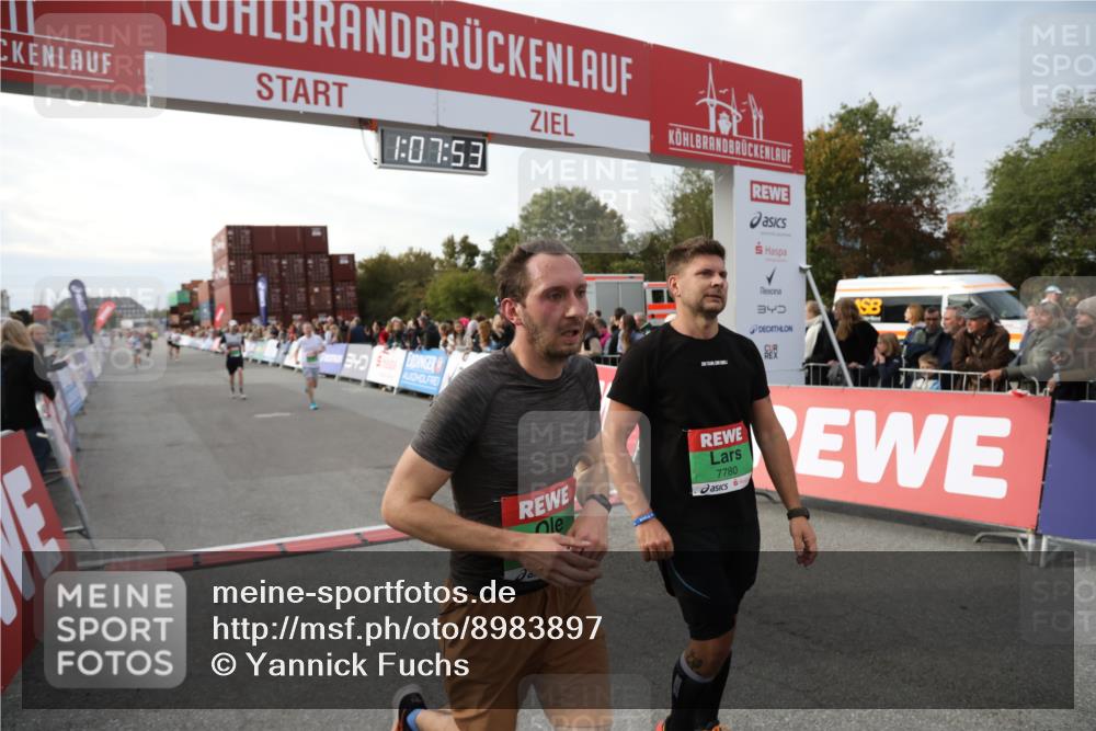 03.10.2025 - Köhlbrandbrückenlauf Yannick Fuchs http://msf.ph/oto/8983897 03.10.2025 16:07:51 Ziel 7085, 7335, 7713, 7763, 7780, 8824, 9096, 9099 meine-sportfotos.de