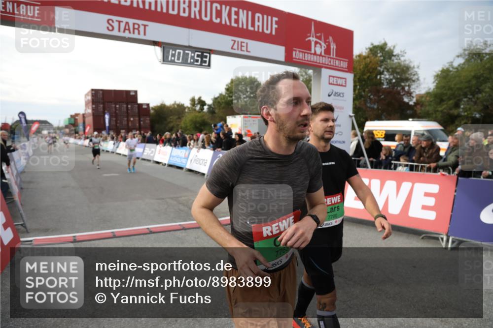 03.10.2025 - Köhlbrandbrückenlauf Yannick Fuchs http://msf.ph/oto/8983899 03.10.2025 16:07:51 Ziel 7085, 7335, 7713, 7763, 7780, 8824, 9096, 9099 meine-sportfotos.de