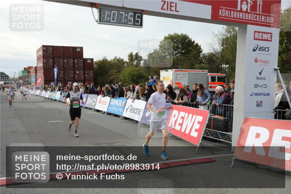 03.10.2025 - Köhlbrandbrückenlauf Yannick Fuchs http://msf.ph/oto/8983914 03.10.2025 16:07:53 Ziel 7085, 7335, 7713, 7763, 8824, 9096, 9543 meine-sportfotos.de