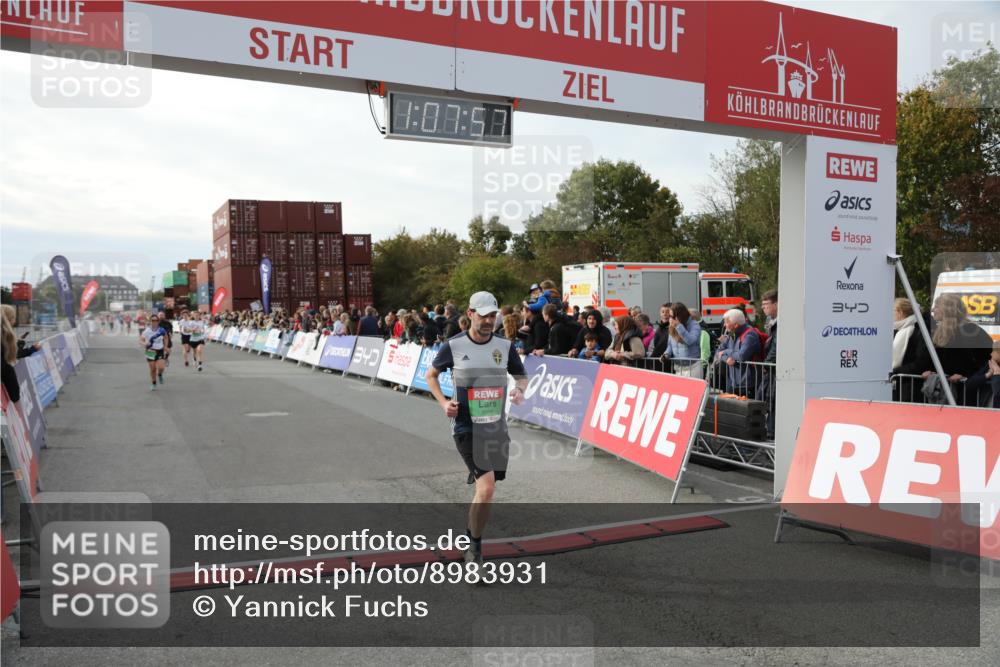 03.10.2025 - Köhlbrandbrückenlauf Yannick Fuchs http://msf.ph/oto/8983931 03.10.2025 16:07:55 Ziel 7085, 7335, 7494, 7713, 8824, 9096, 9543 meine-sportfotos.de